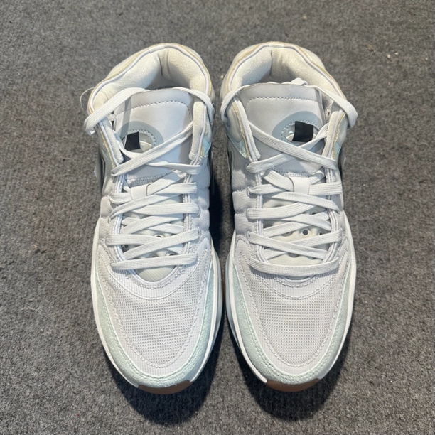 gt hustle2 40码 正品篮球鞋