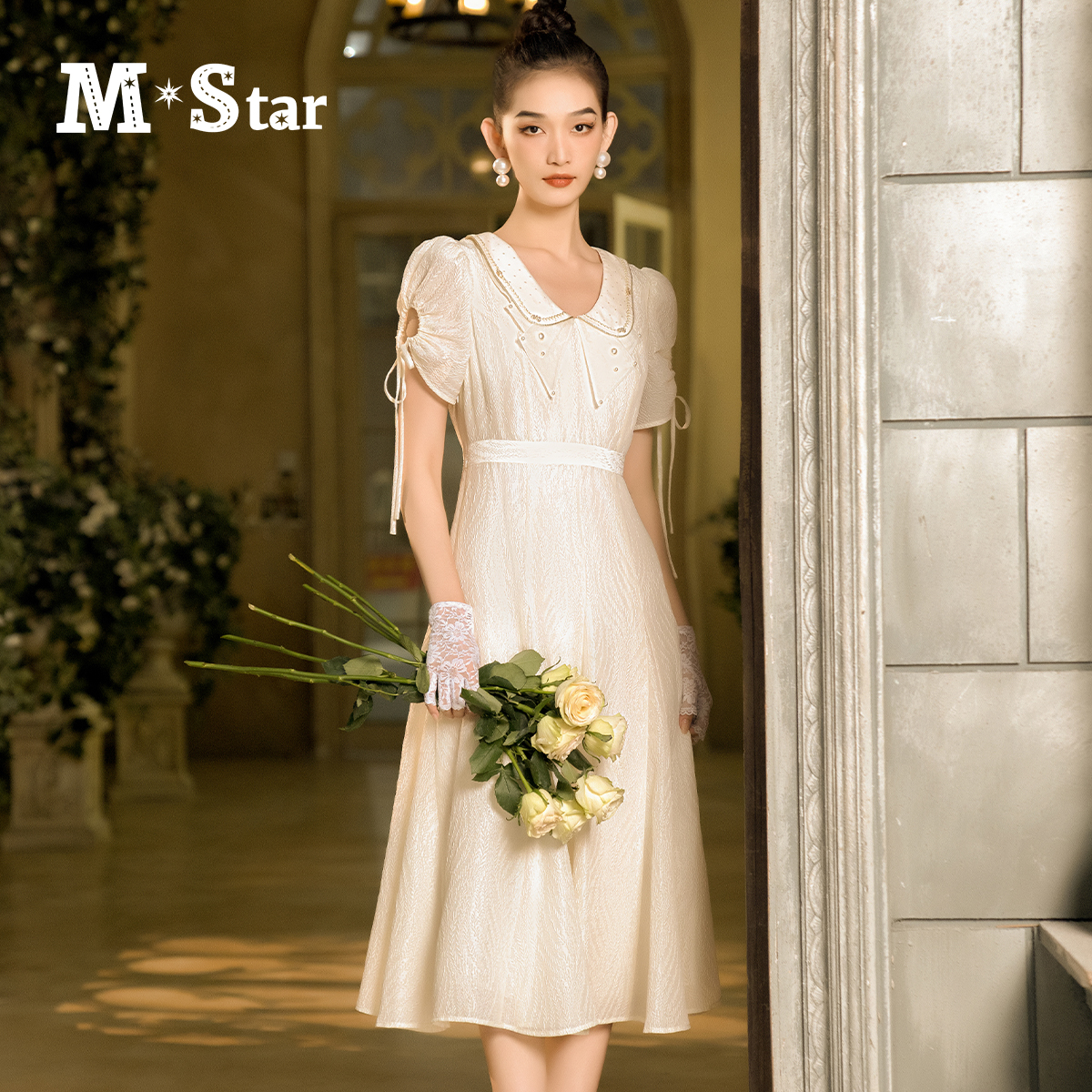 【蒋千金】轻薄娃娃领连衣裙SEBL123583