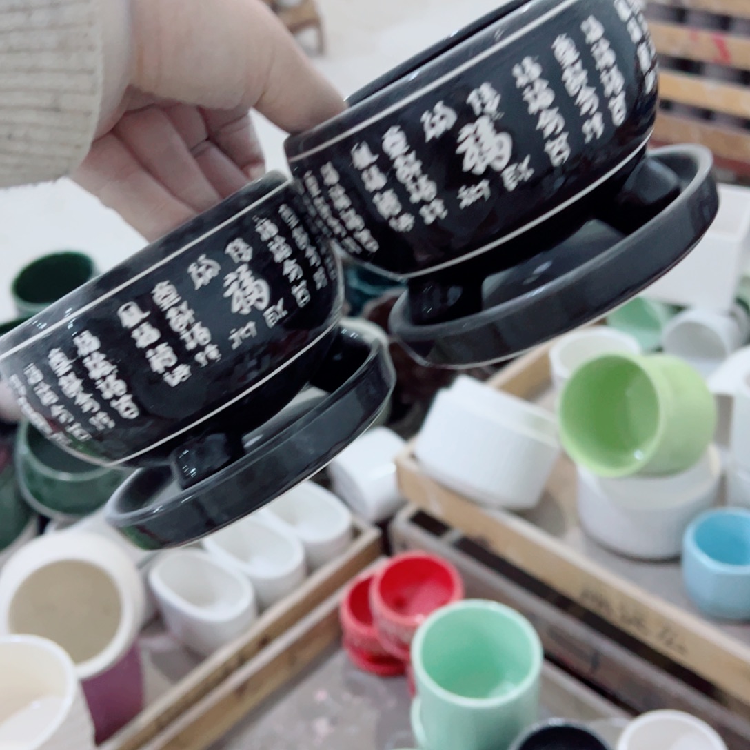 满10米包邮发货，默认打孔发货，不打孔联系客服备注。