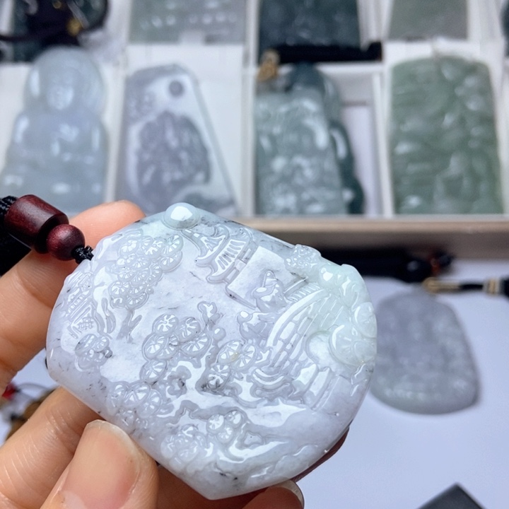 翡翠未镶嵌颈饰翡翠
