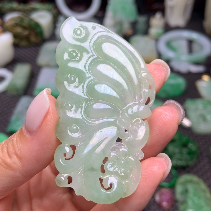 翡翠挂件未镶嵌清