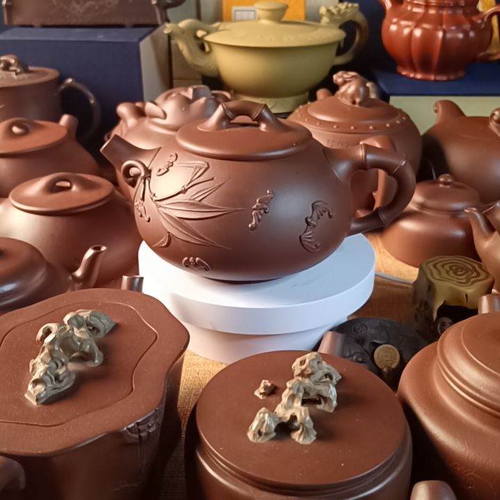 紫砂茶壶精工半手，原矿紫砂泥料。