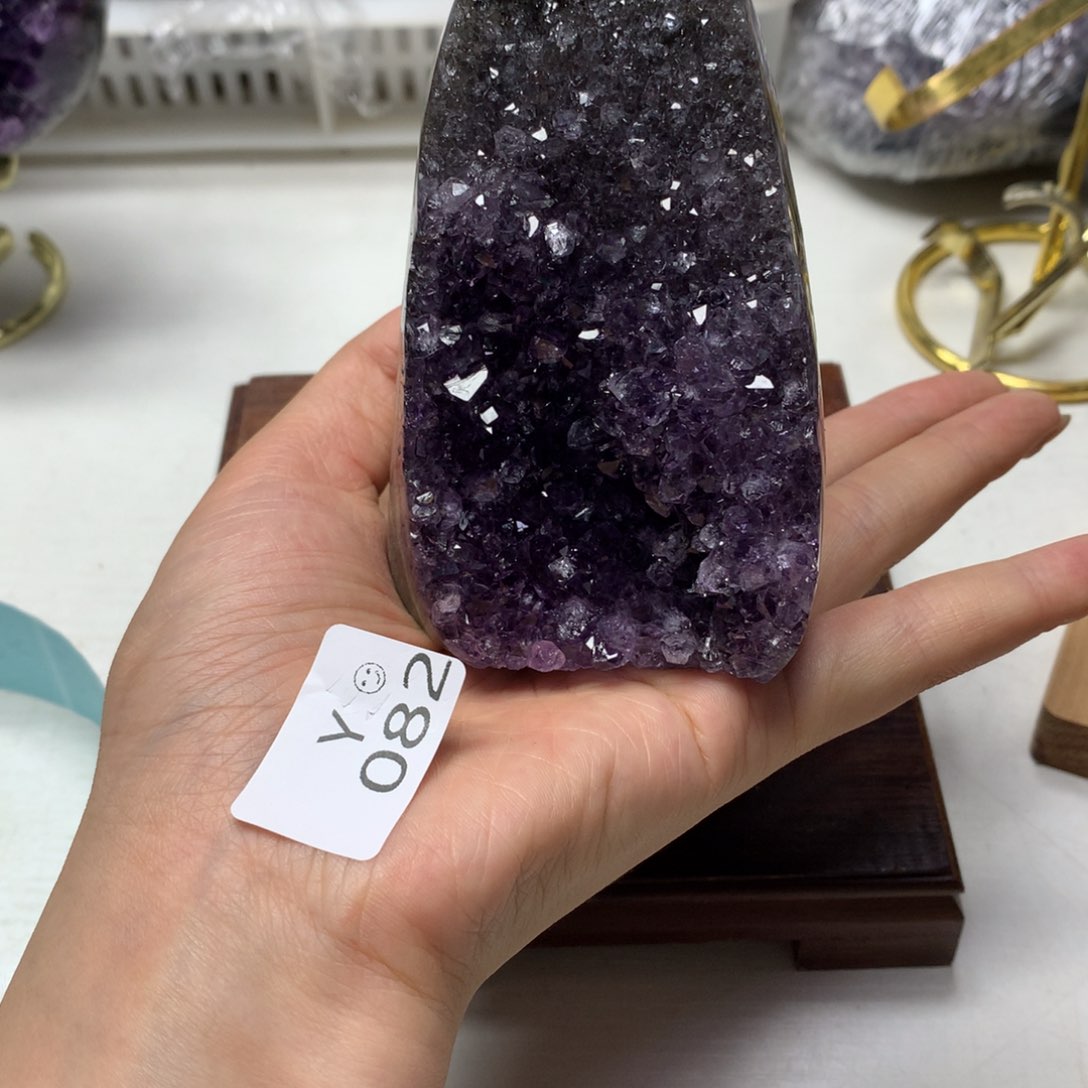 水晶摆件未镶嵌水晶