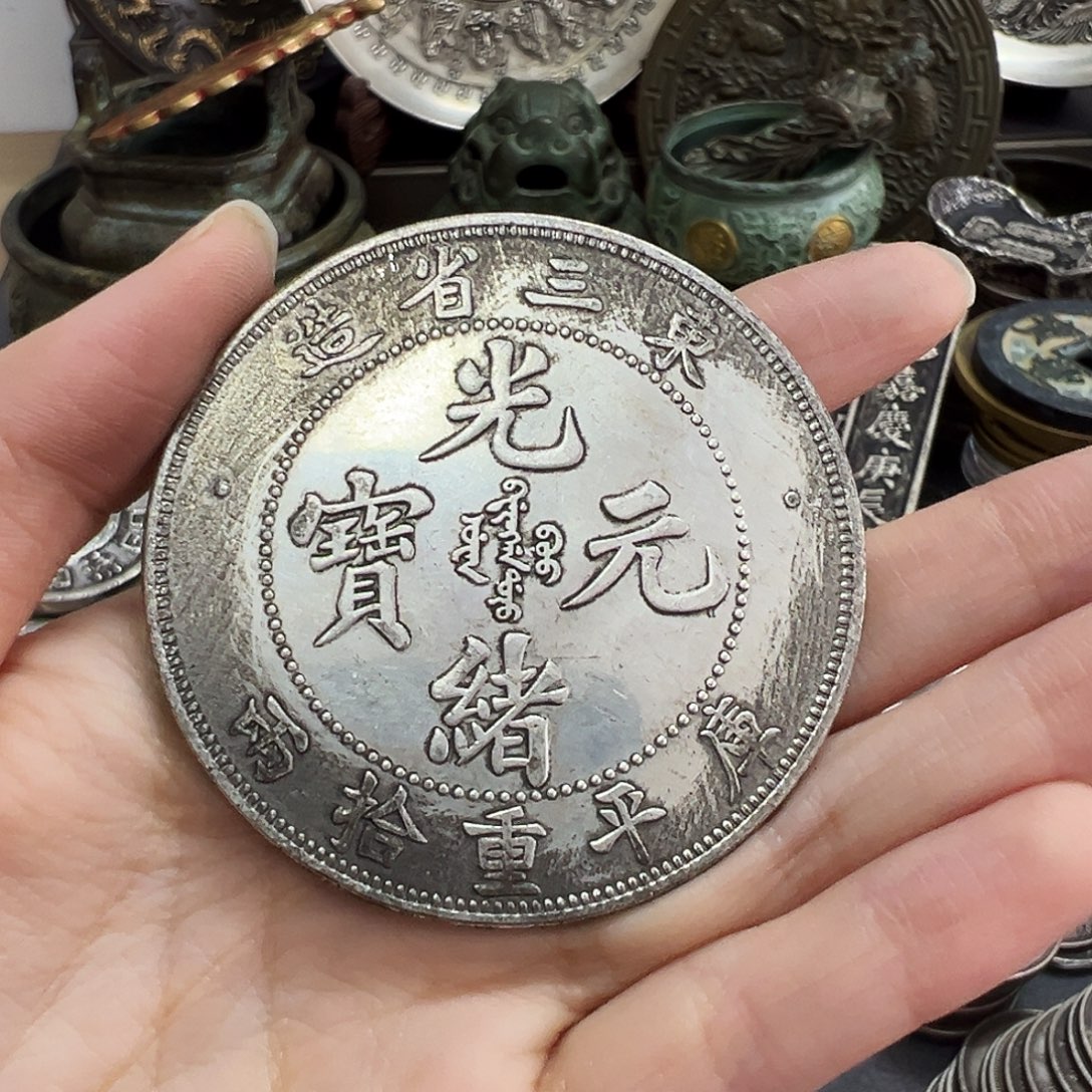 金属复古风格摆件