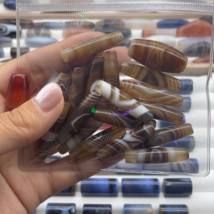 A***l玛瑙/玉髓合金颈饰