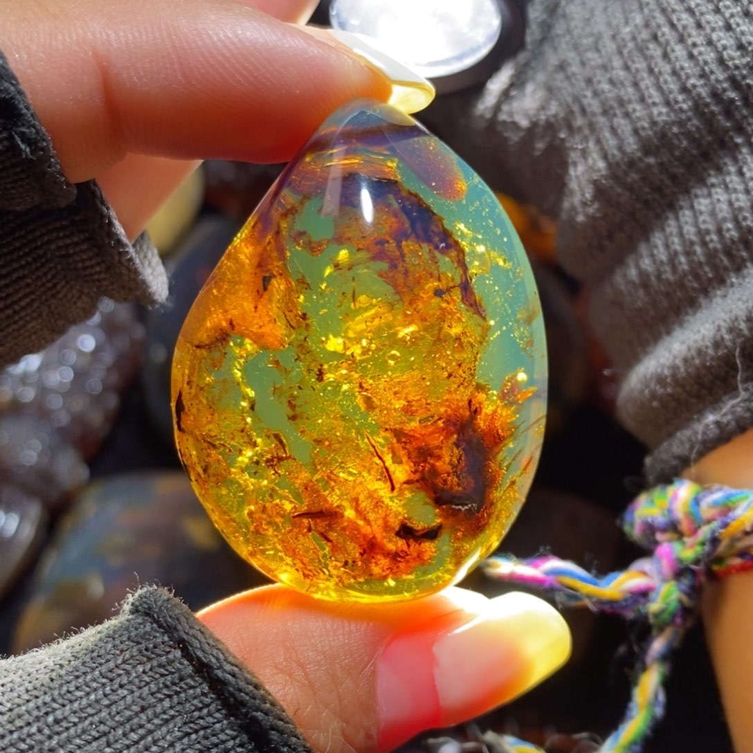 琥珀未镶嵌裸石珀