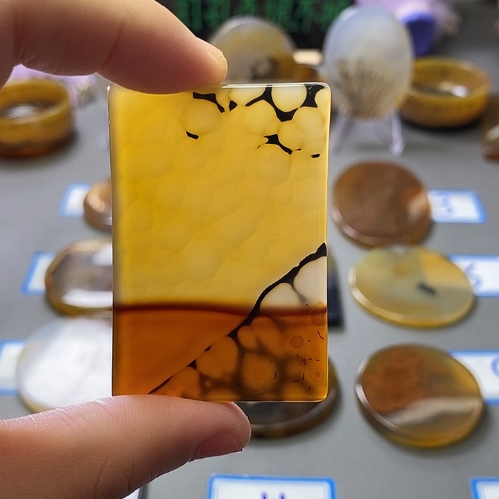 玛瑙/玉髓未镶嵌珠宝半成品103