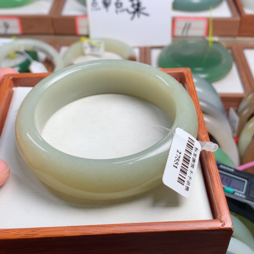 【闪购商品】和田玉手镯未镶嵌61.3