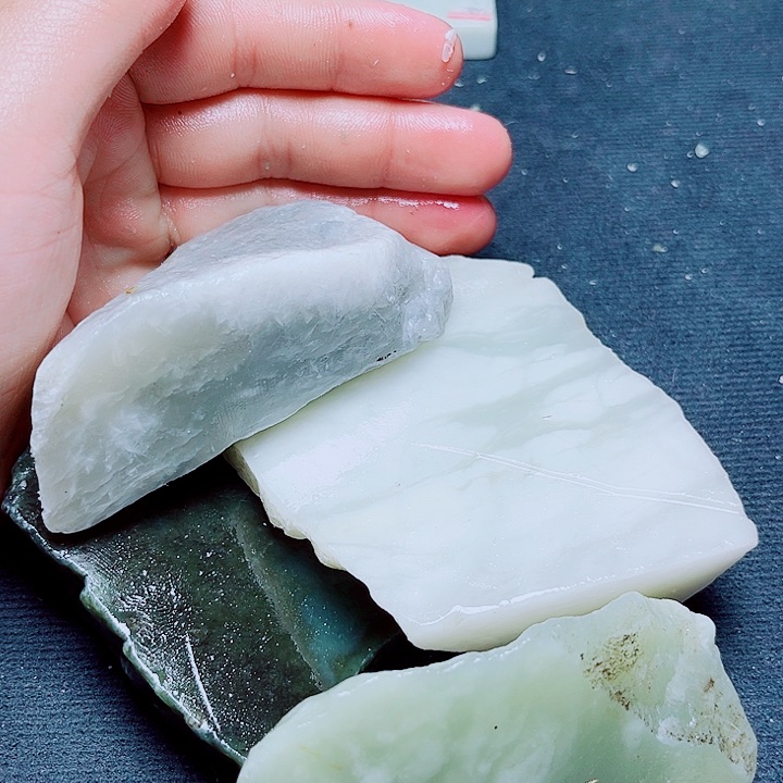 和田玉未镶嵌珠宝奇石