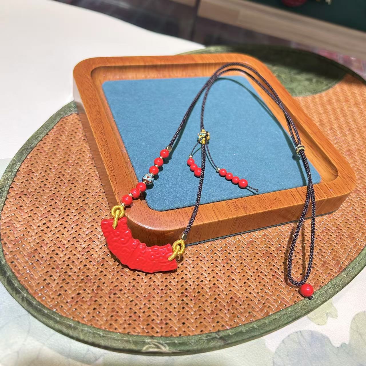 含辰砂工艺品高含量真朱砂水飞红砂吊坠301