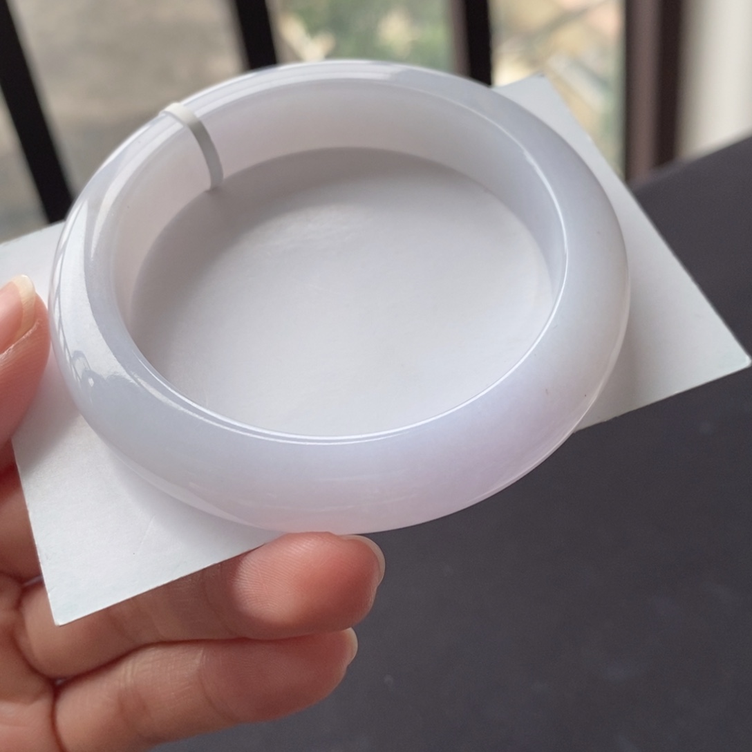 翡翠未镶嵌手镯55.8正圈胶润淡紫