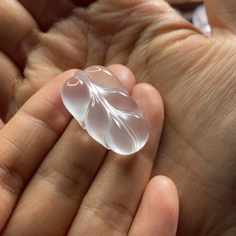 【闪购商品】石英质玉颈饰未镶嵌