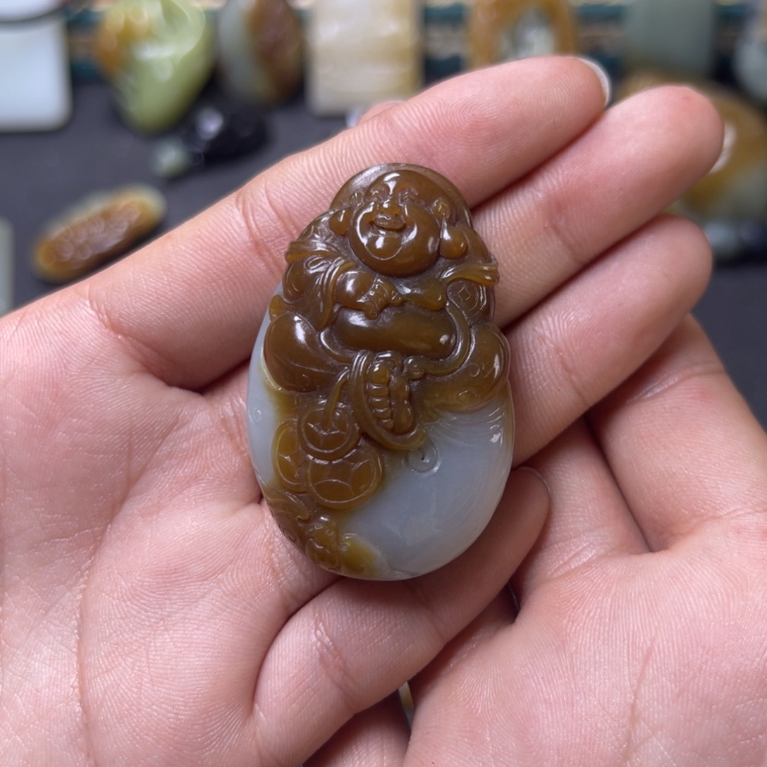 和田玉挂件未镶嵌吴*堂