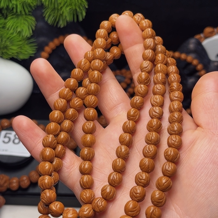 大***Z0.8脖挂野生籽玉龙脊