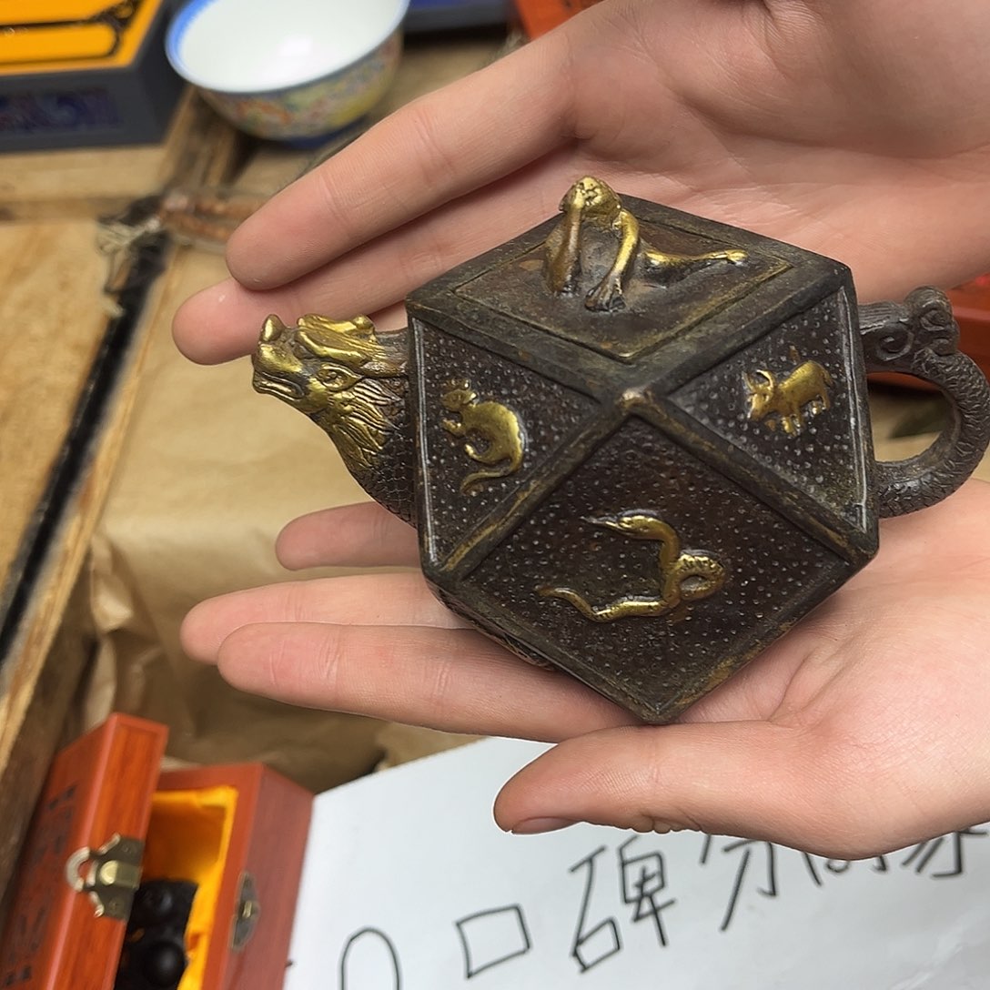 大叶紫檀（黑酸枝木类）