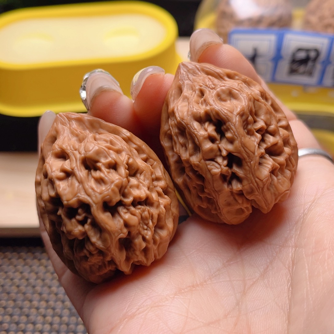 文玩核桃把件火苗