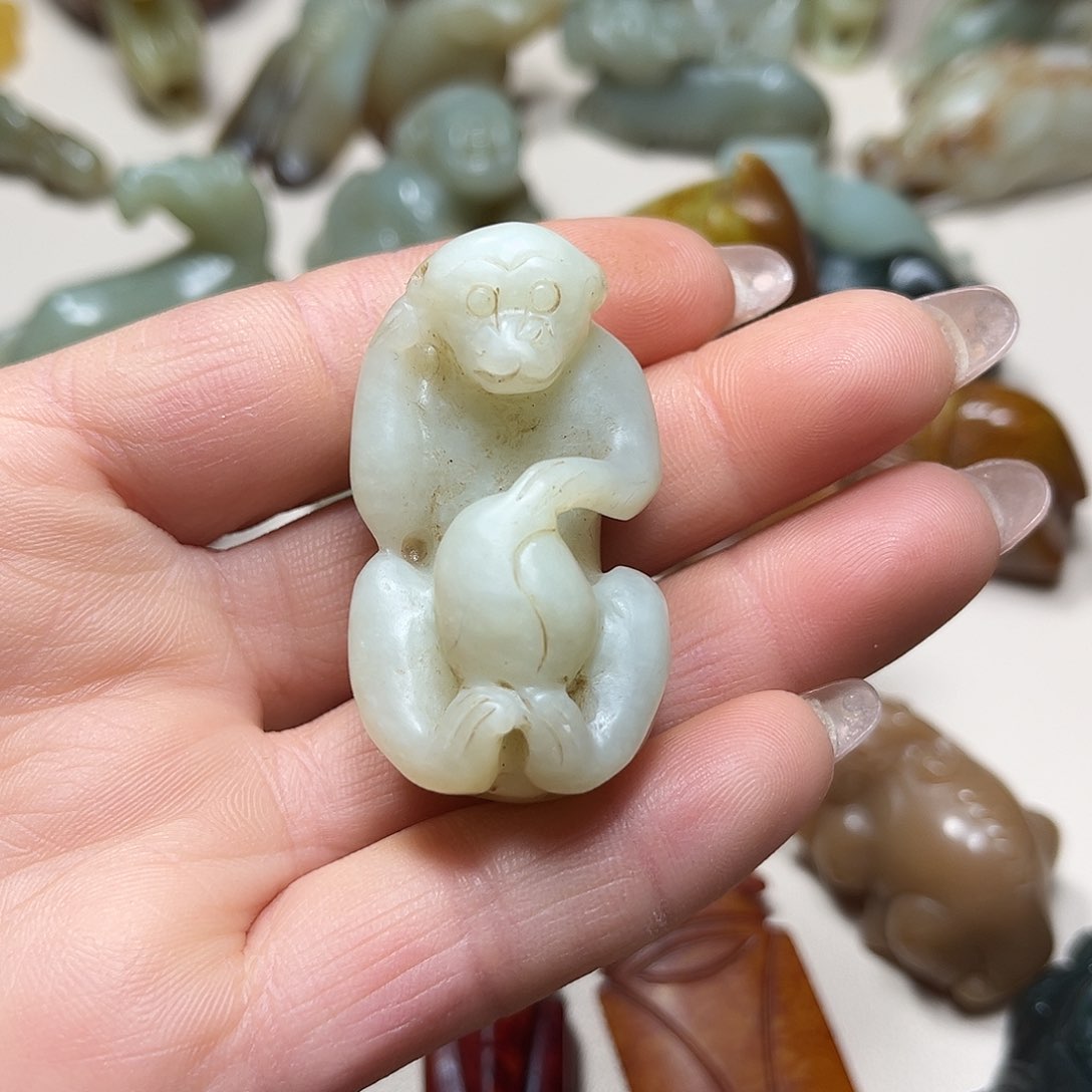 白玉菩提吊坠白玉菩提吊坠