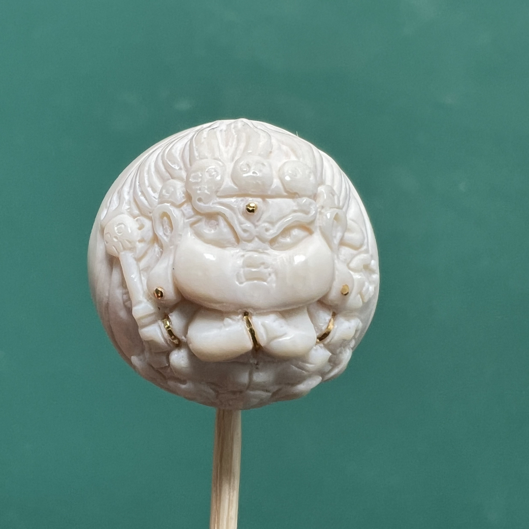 精工制作镶嵌猛犸牙黄财珠子