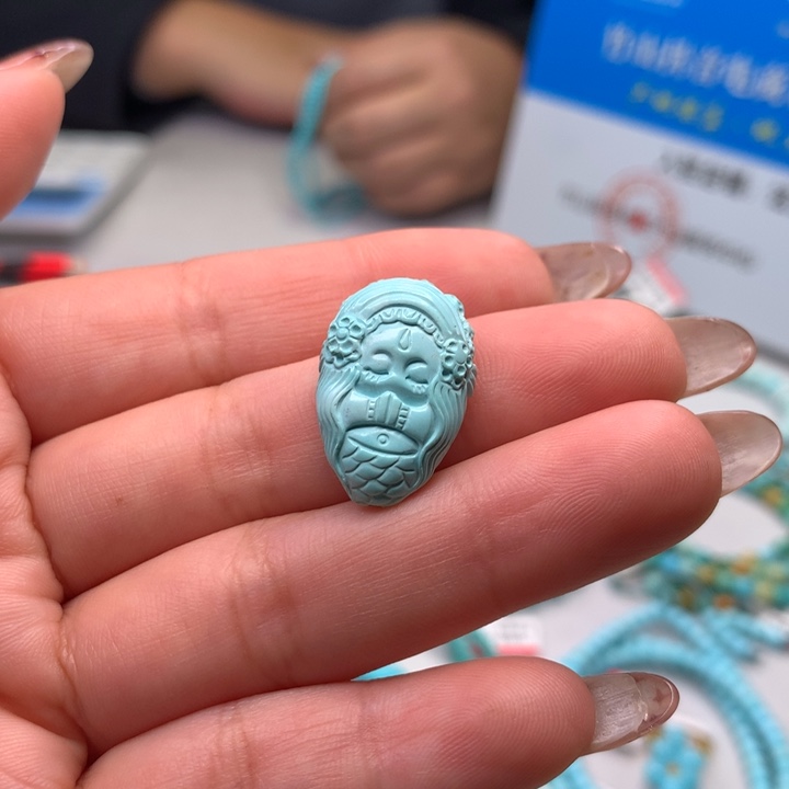 绿松石配饰未镶嵌