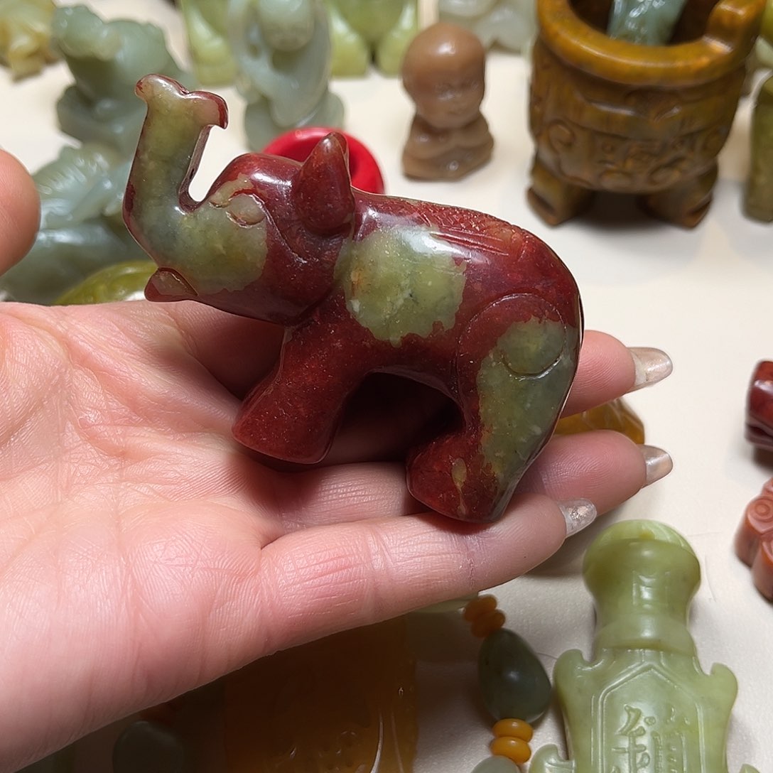 白玉菩提吊坠白玉菩提吊坠