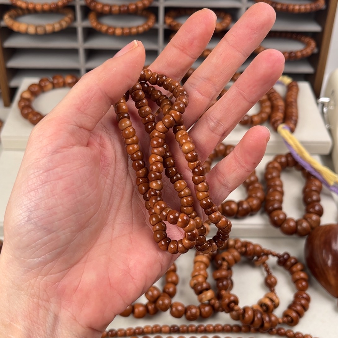 韓****库克手串小肠长串