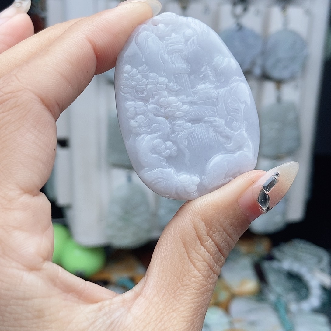 翡翠颈饰未镶嵌翡翠