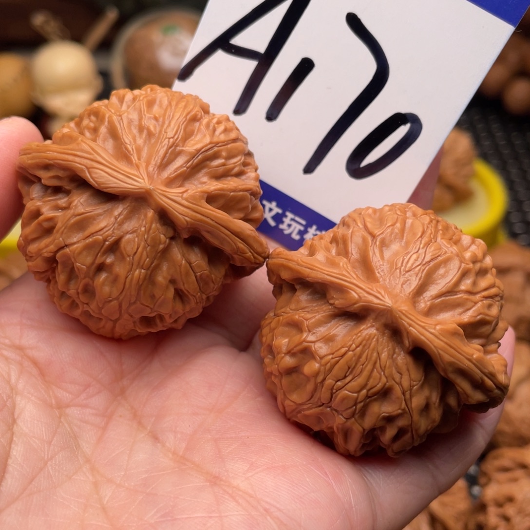 把件桃核宫灯狮子42