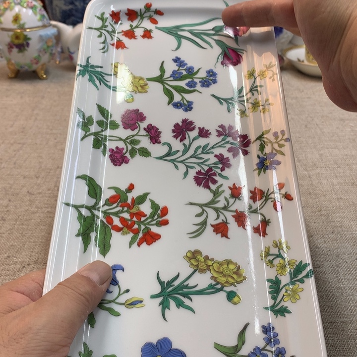 金瓷阁家的美丽瓷器