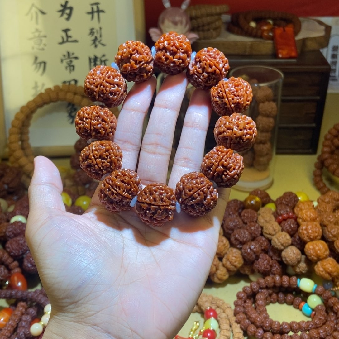 吊坠金刚菩提246玉化