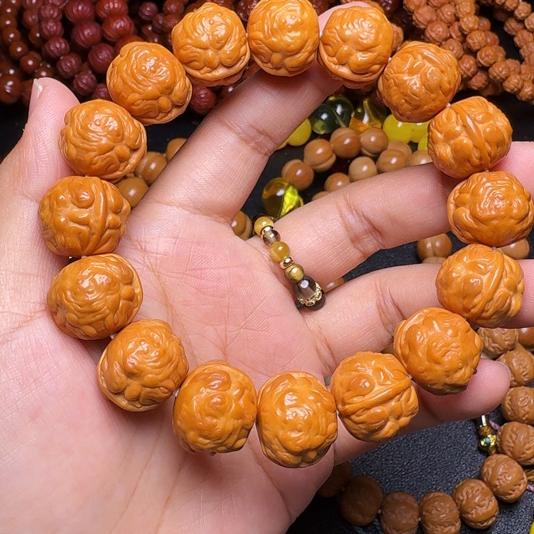 猴头核桃吊坠大蝉王