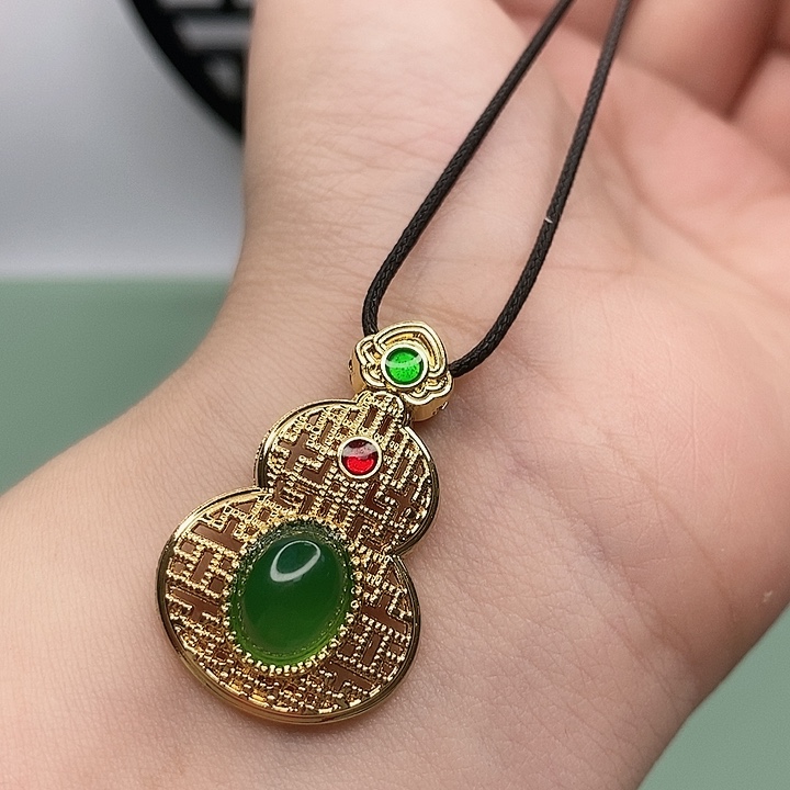 玛瑙/玉髓颈饰合金