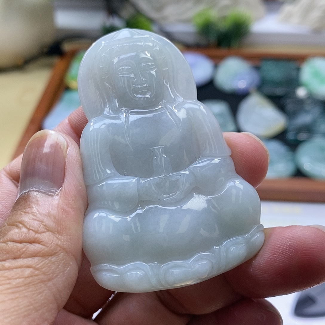 【闪购商品】翡翠颈饰未镶嵌11111111111111