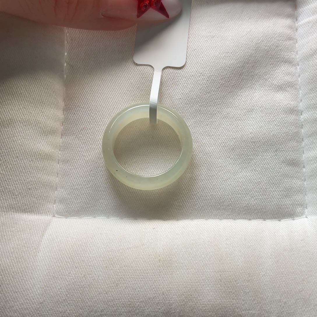 和田玉未镶嵌戒指