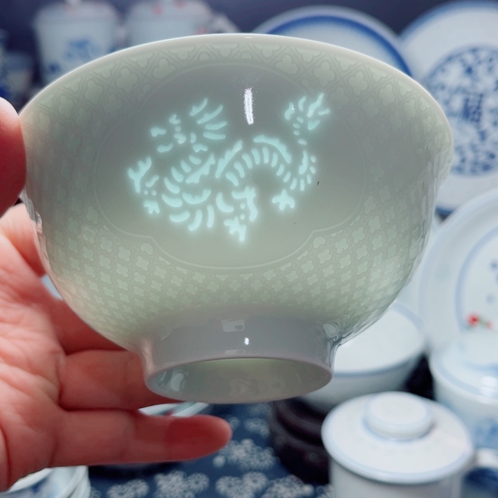 青花玲珑5寸饭碗生肖。龙