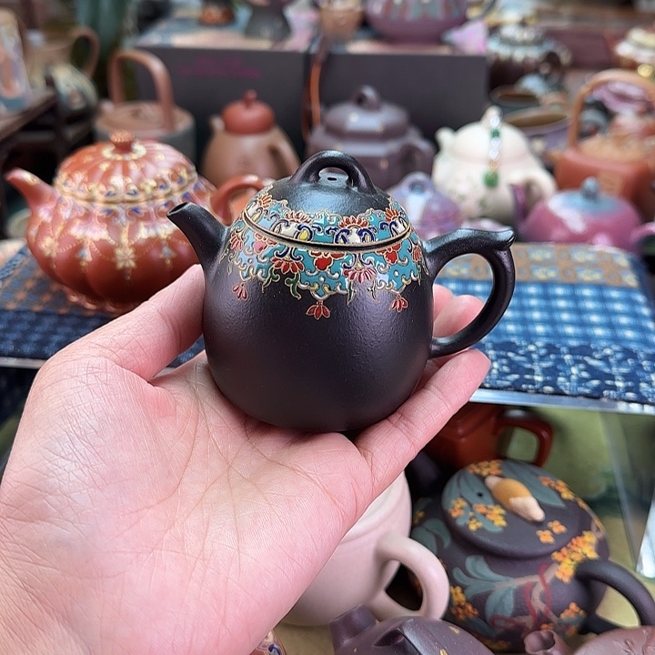 向****紫砂茶壶珐琅彩秦权