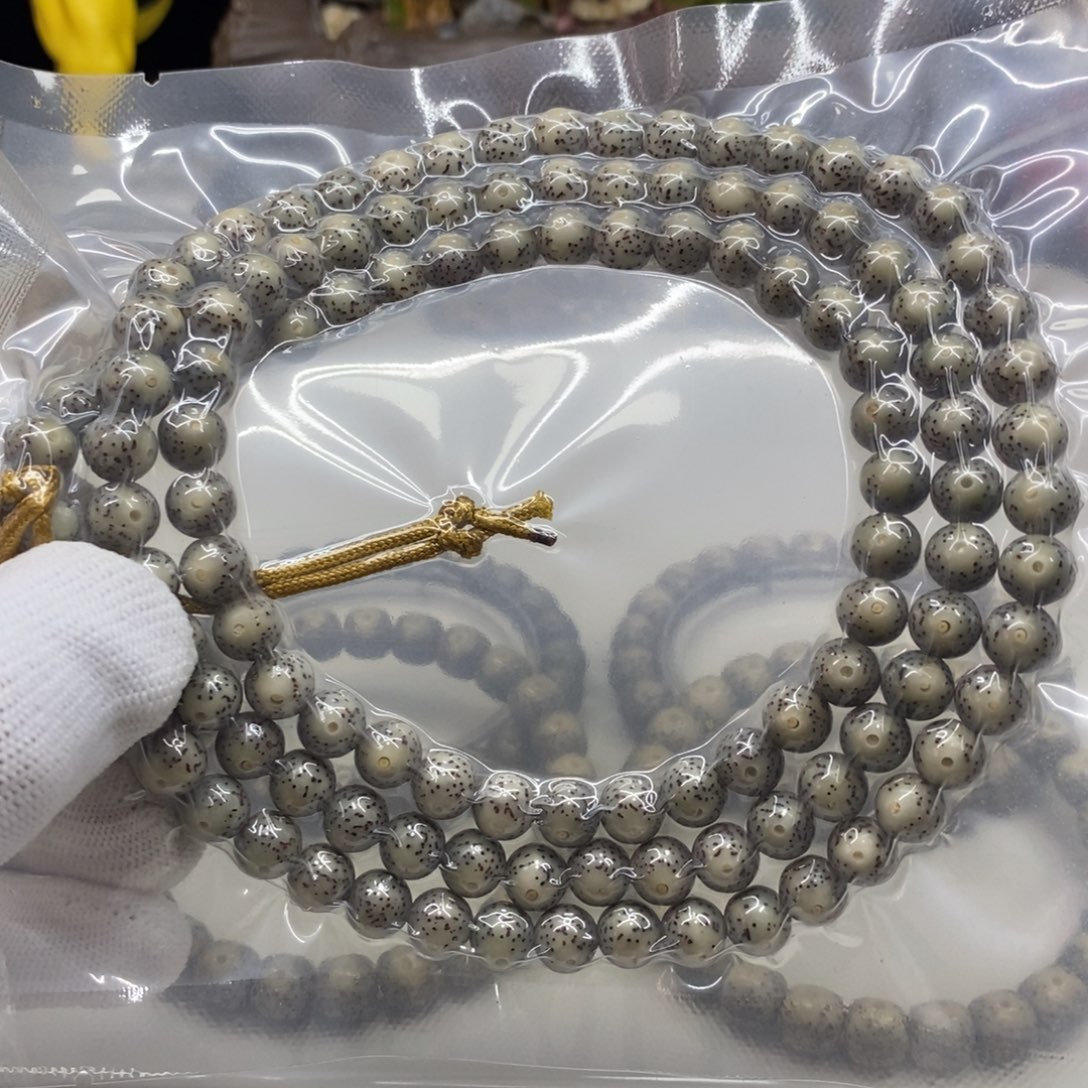 吊坠星月菩提8圆珠脖挂