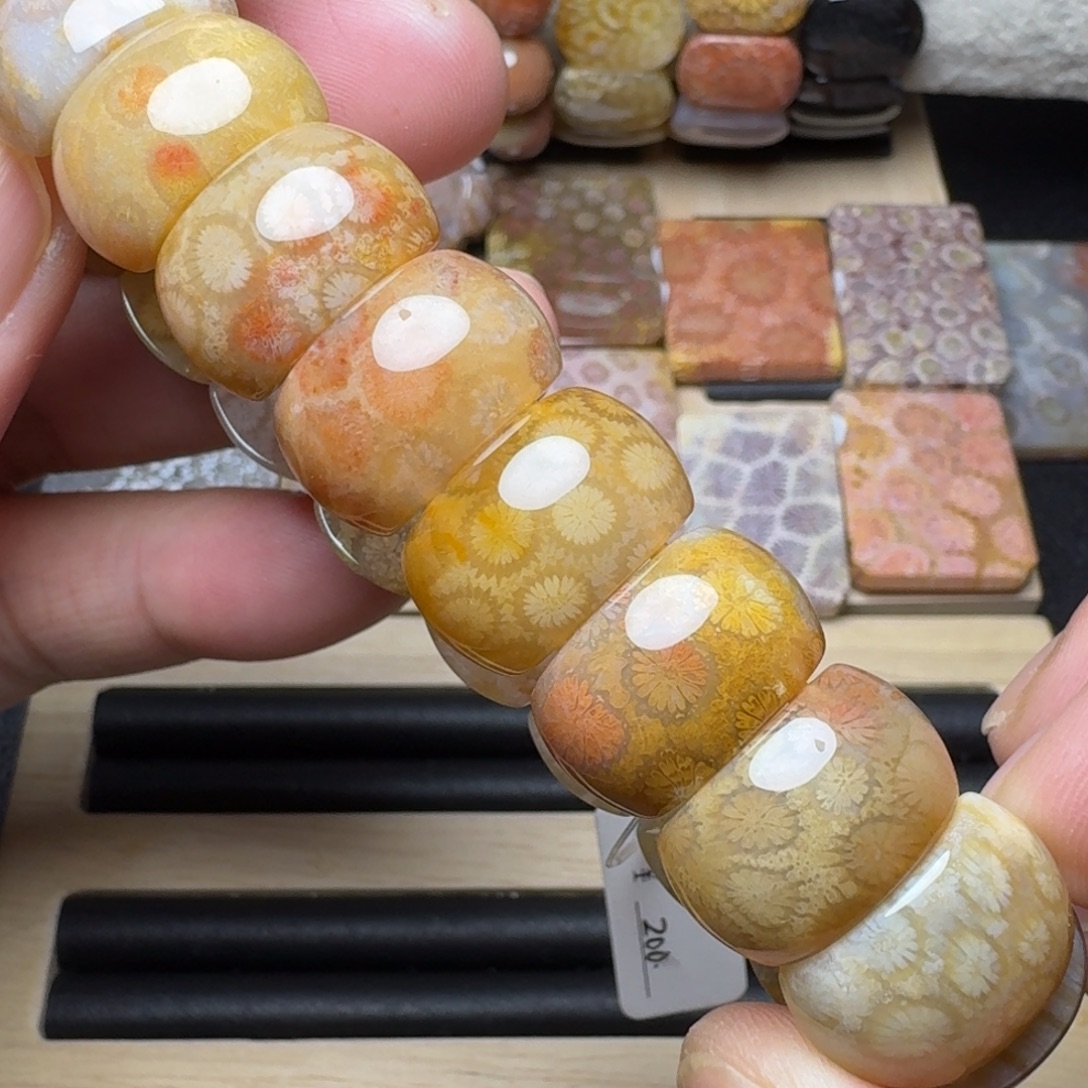 硅化玉未镶嵌纯天然色有机玉石保真色