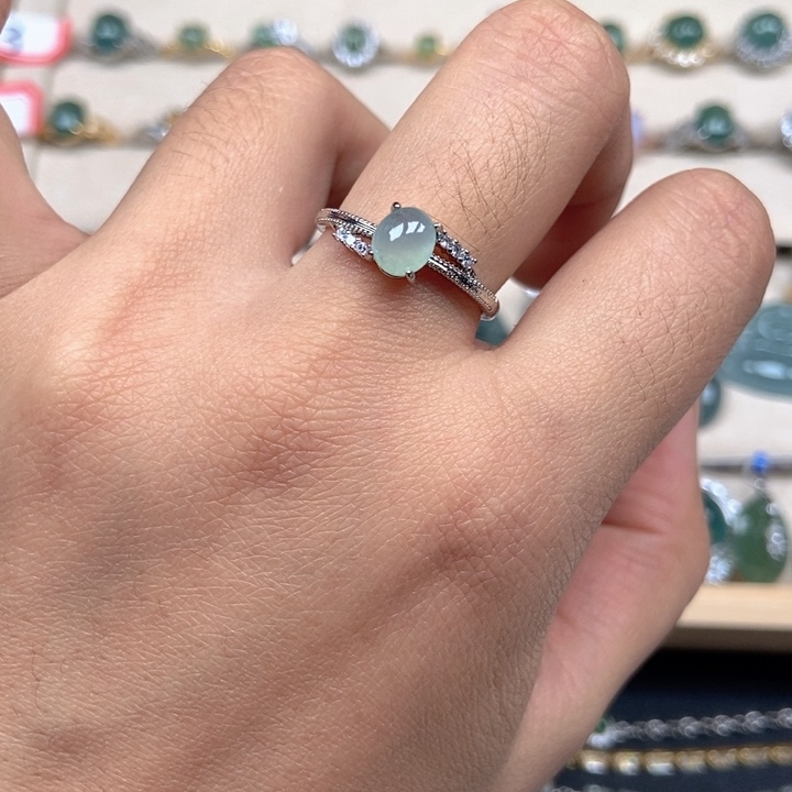 翡翠未镶嵌戒指戒指