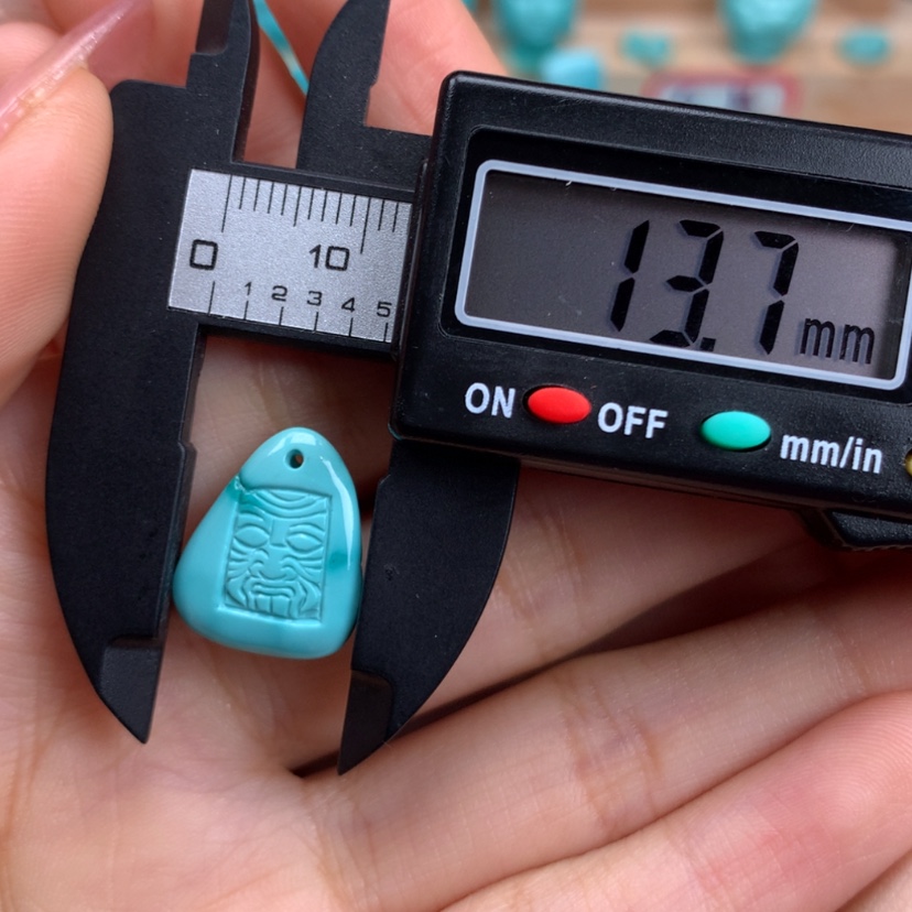 【闪购商品】绿松石雕刻159未镶嵌