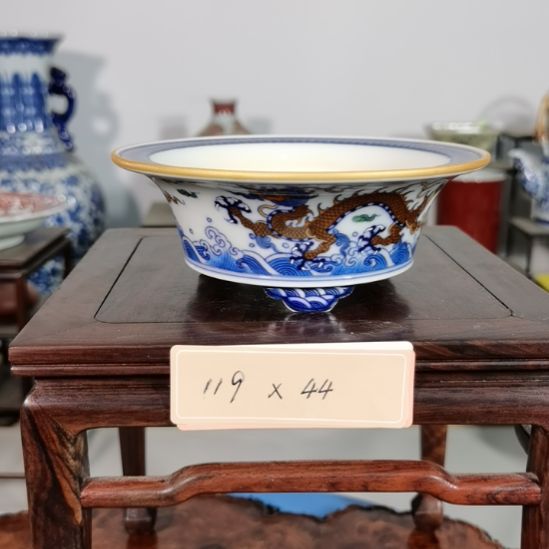 手工手绘釉盆大徳堂