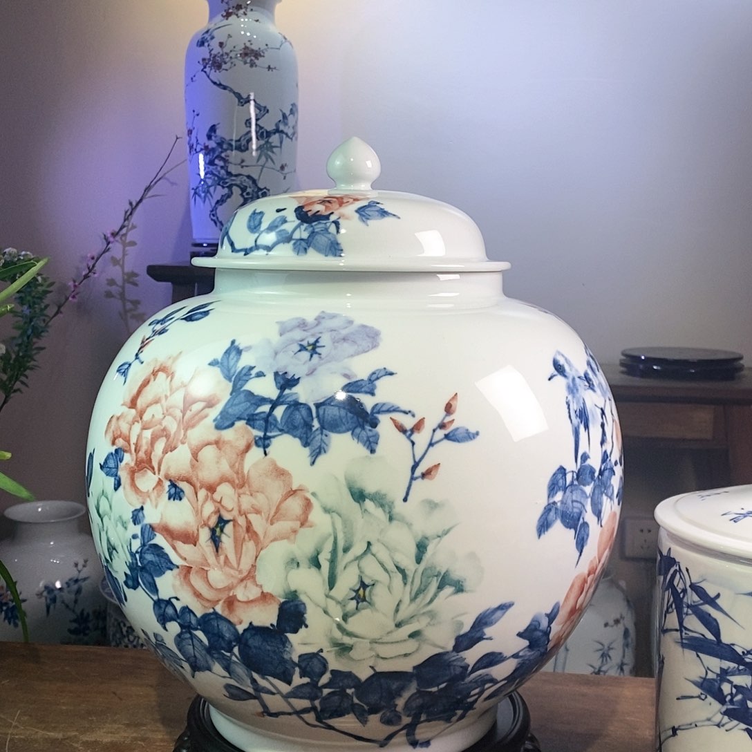 【闪购商品】景德镇陶瓷家用摆件汉**扬