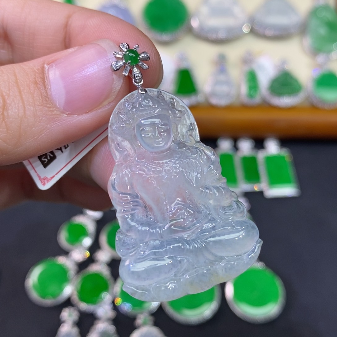 翡翠吊坠(不含链)18K金镶嵌