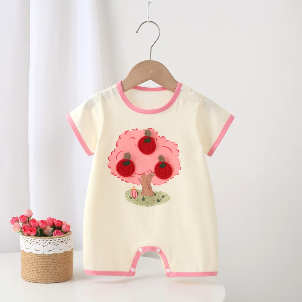 婴幼儿夏季纯棉新款宝宝薄款撞色舒适透气半袖连体婴儿哈衣爬服