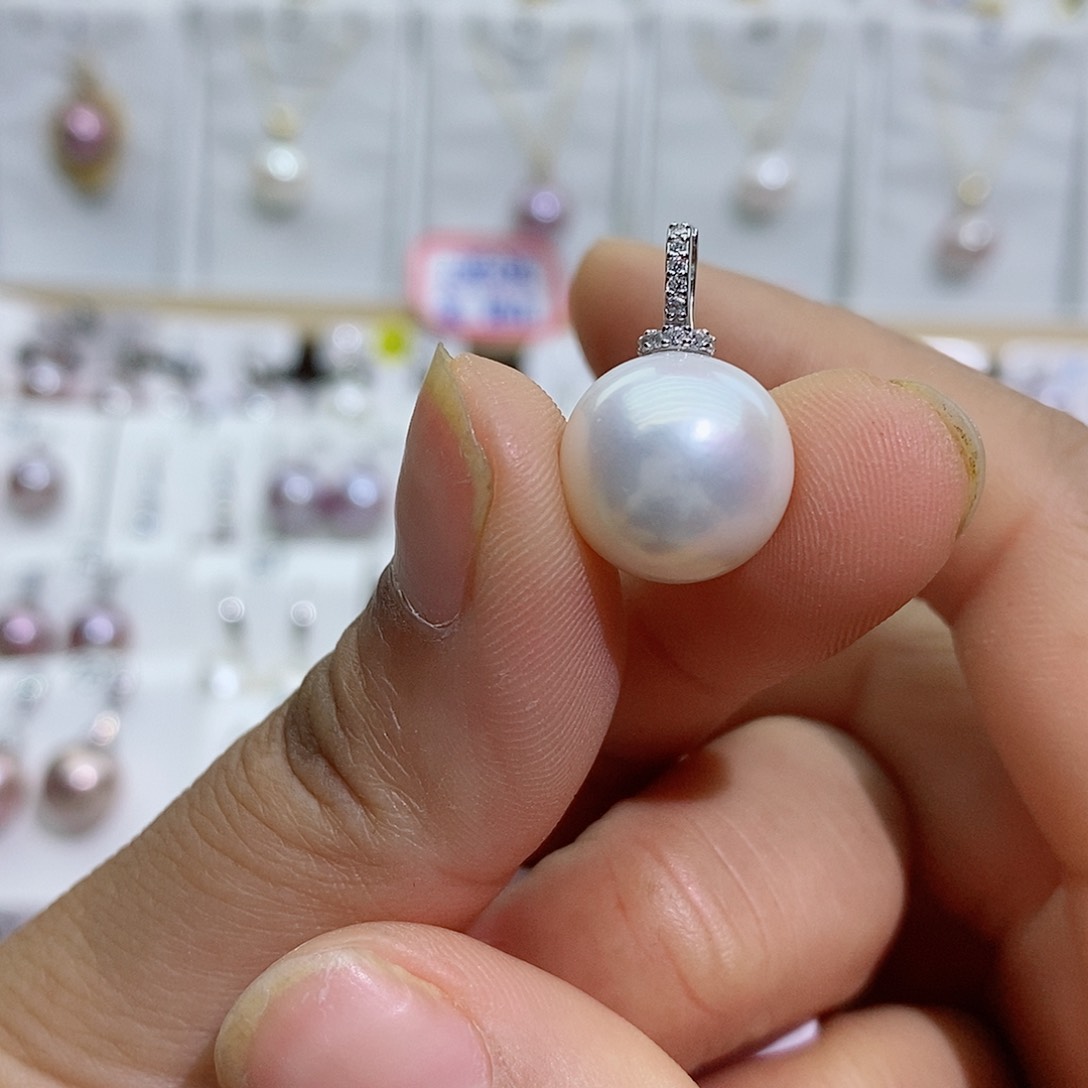 淡水珍珠银S925镶嵌吊坠(赠链)
