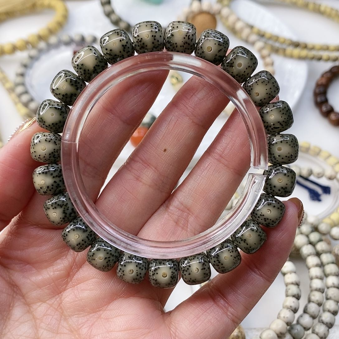 星月菩提手串那*多卡10绿冰