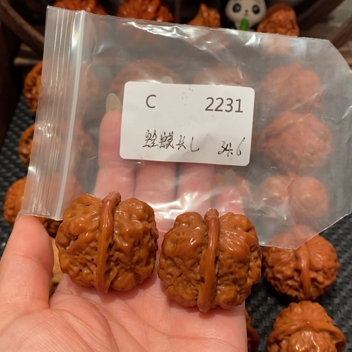 l***h文玩核桃把件精品