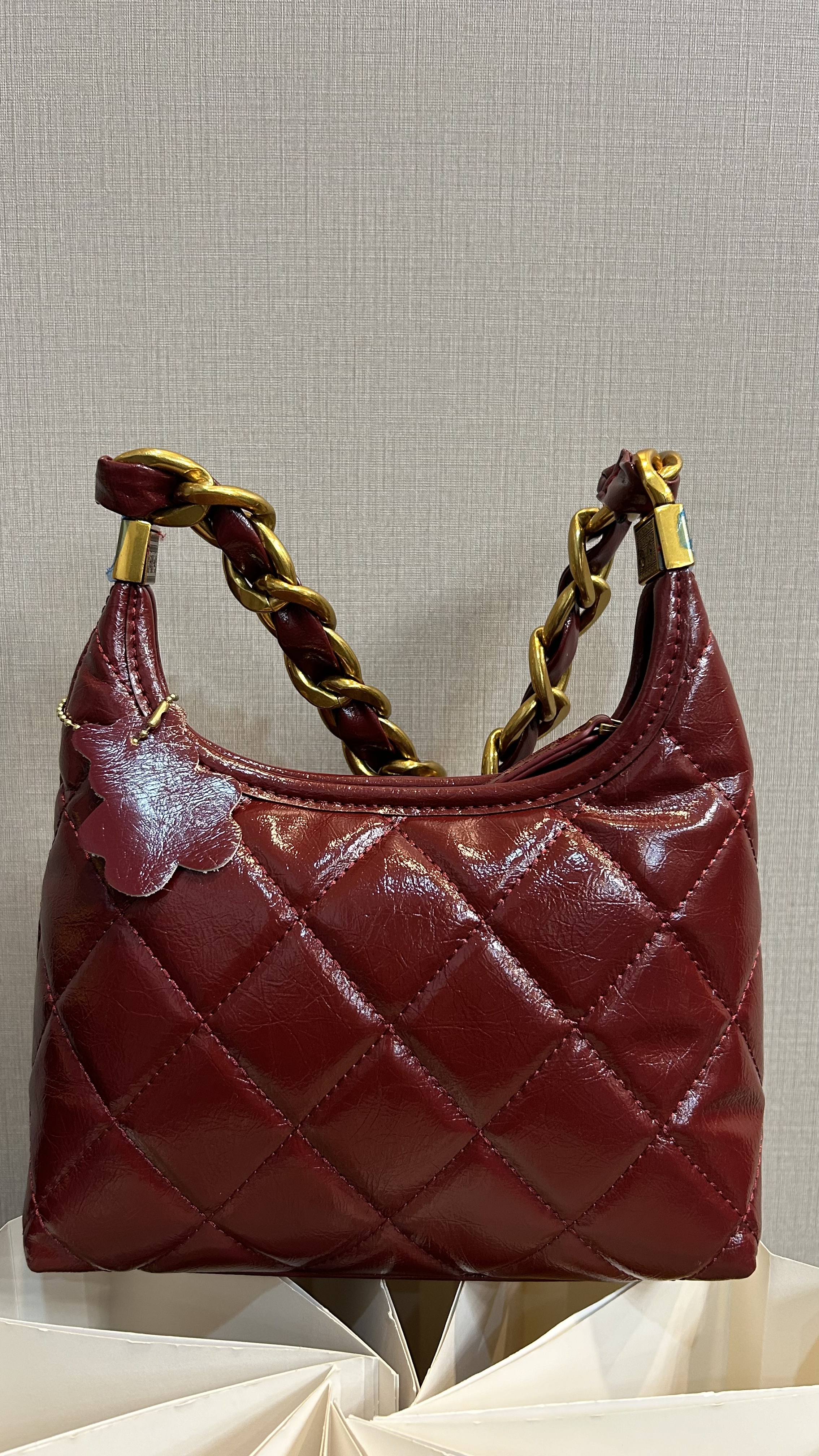 TOLEX2025新款手工时尚百搭小月牙女包红色