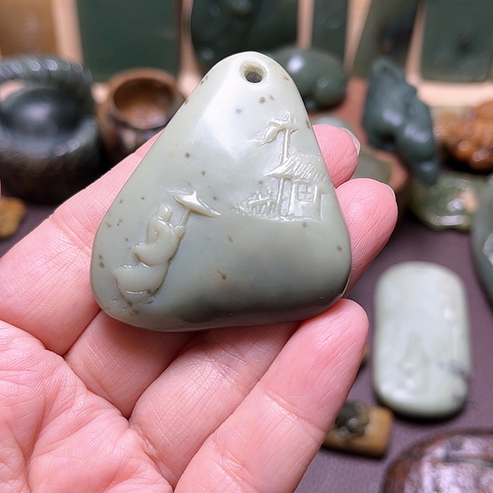 岫岩河磨玉（透闪石质玉）手绳未镶嵌用****9