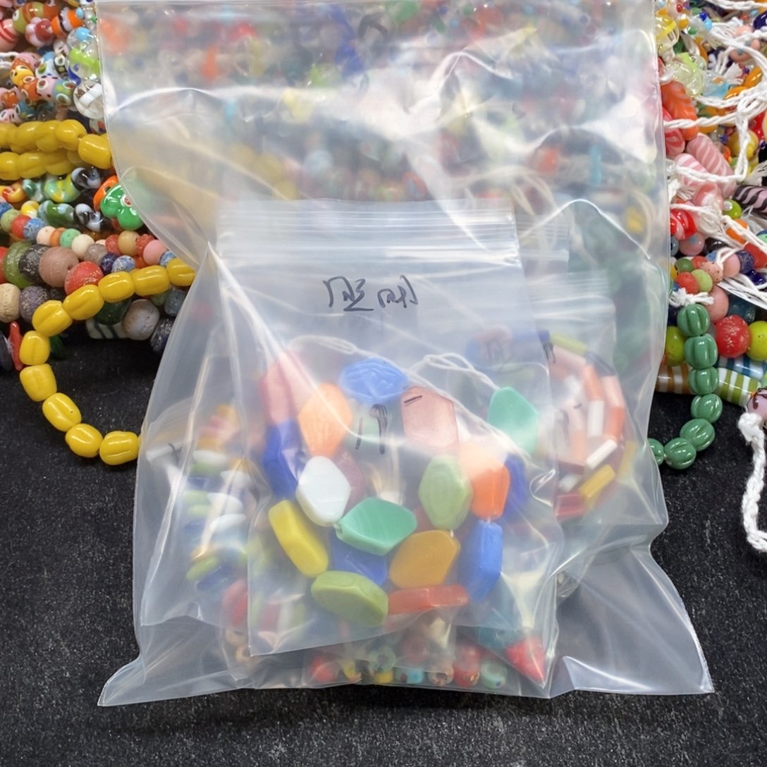 琉璃非金属照****霖