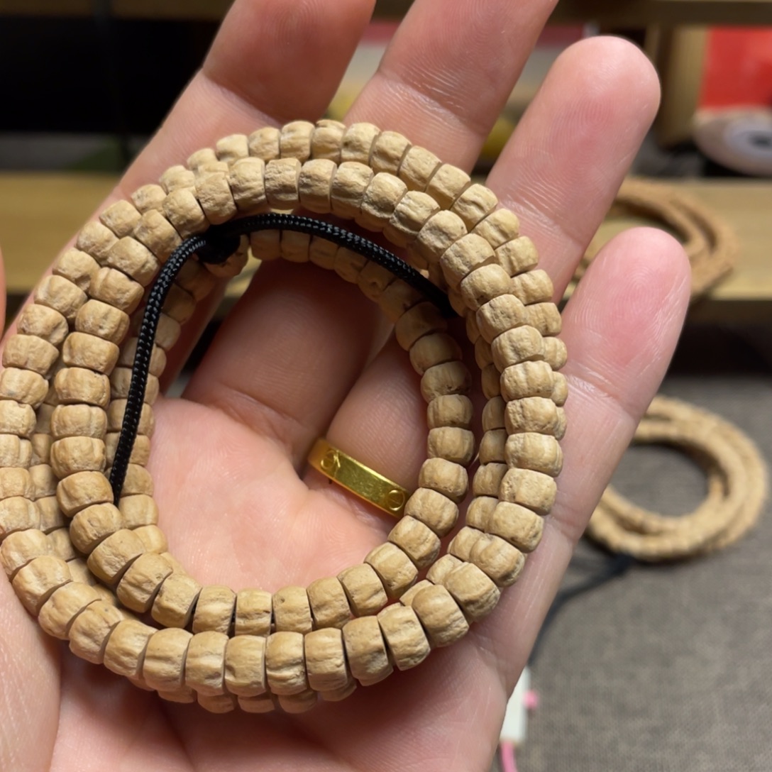 k***i柏香籽/百香籽吊坠